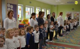 Przedszkole nr 5 wzięło udział w akcji „Szkoła do hymnu” [zdjęcia]
