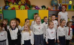 Przedszkole nr 5 wzięło udział w akcji „Szkoła do hymnu” [zdjęcia]