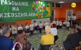 Pasowanie na przedszkolaka w grupie I i II w Przedszkolu nr 5