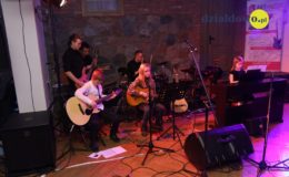 Świąteczny Koncert Uczniów Szkoły Muzyki Tańca Art Music