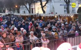 Odpalenie choinki na działdowskim rynku