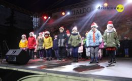 Odpalenie choinki na działdowskim rynku