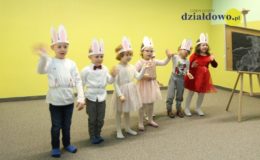 Brzdące na świątecznym spotkaniu z Mikołajem [zdjęcia, film]