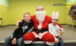 Brzdące na świątecznym spotkaniu z Mikołajem