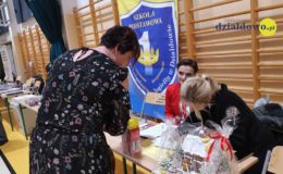 Akcja pomocy dla Tosi. Kiermasz licytacje i występy