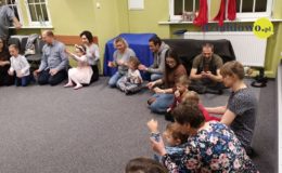 Brzdące na świątecznym spotkaniu z Mikołajem