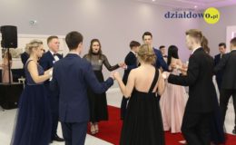 Poloneza czas zacząć… Studniówka II LO