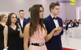 Poloneza czas zacząć… Studniówka II LO