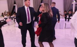 Poloneza czas zacząć… Studniówka II LO