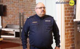 Odprawa roczna oraz przekazanie radiowozów dla działdowskich policjantów