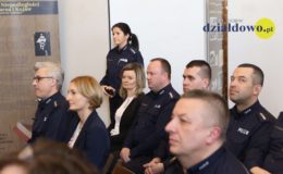 Odprawa roczna oraz przekazanie radiowozów dla działdowskich policjantów