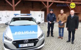 Odprawa roczna oraz przekazanie radiowozów dla działdowskich policjantów