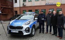 Odprawa roczna oraz przekazanie radiowozów dla działdowskich policjantów