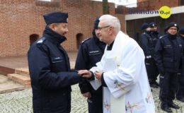 Odprawa roczna oraz przekazanie radiowozów dla działdowskich policjantów