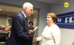 Nagrody dla miłośników książek, podsumowanie działalności biblioteki i występ „Tymczasowo zakręconych”