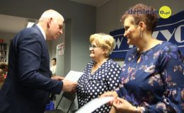 Nagrody dla miłośników książek, podsumowanie działalności biblioteki i występ „Tymczasowo zakręconych”