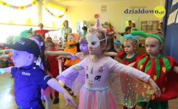 Tańczące witaminki – bal karnawałowy w Jedynce [film, zdjęcia]