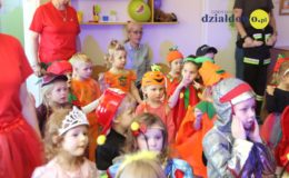 Tańczące witaminki – bal karnawałowy w Jedynce