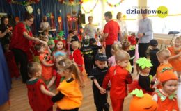 Tańczące witaminki – bal karnawałowy w Jedynce