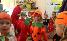 Tańczące witaminki – bal karnawałowy w Jedynce