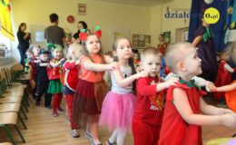 Tańczące witaminki – bal karnawałowy w Jedynce