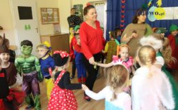 Tańczące witaminki – bal karnawałowy w Jedynce