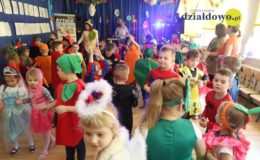 Tańczące witaminki – bal karnawałowy w Jedynce