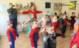 Tańczące witaminki – bal karnawałowy w Jedynce