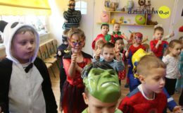 Tańczące witaminki – bal karnawałowy w Jedynce