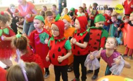 Tańczące witaminki – bal karnawałowy w Jedynce