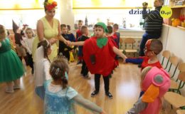 Tańczące witaminki – bal karnawałowy w Jedynce