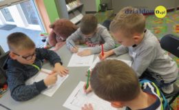 „Fabryka zimowych pomysłów” w Miejskiej Bibliotece Publicznej w Działdowie