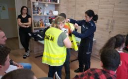 Spotkanie z młodzieżą w OREW w Działdowie – o bezpieczeństwie i służbie w policji