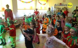 Tańczące witaminki – bal karnawałowy w Jedynce