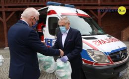 Dwa tysiące certyfikowanych maseczek trafiło do szpitala