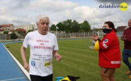Elek Cichosz Biegł dla Medyków. Zebrał tym samym 5100 zł [zdjęcia]