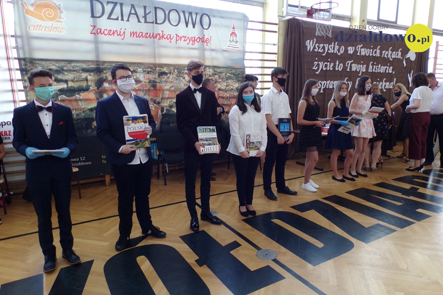 Zakończenie Roku Szkolnego w Zespole Szkół nr 2 [zdjęcia]