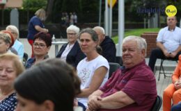 Promocja książki: „7 lat Powiatowych Wieczorów z Poezją” [film, zdjęcia]