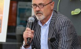 Promocja książki: „7 lat Powiatowych Wieczorów z Poezją”