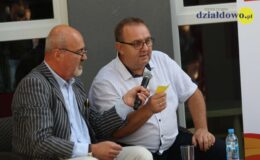 Promocja książki: „7 lat Powiatowych Wieczorów z Poezją”