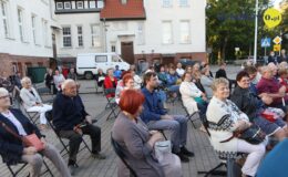 Promocja książki: „7 lat Powiatowych Wieczorów z Poezją”