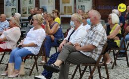 Było dużo ciętego dowcipu, ironicznych puent i nieco refleksji nad życiem [film, zdjęcia]