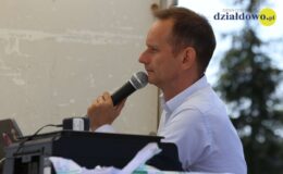 Towarzyskie zawody w skokach przez przeszkody