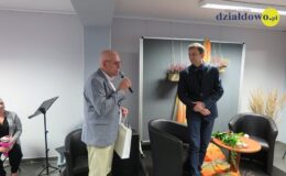 "Kapsułki na obecność" Piotra Kozikowskiego