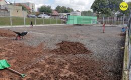 Trwa modernizacja kortów do tenisa ziemnego