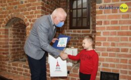Wręczenie nagród i wyróżnień w konkursie na Kartkę Bożonarodzeniową