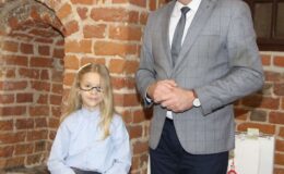 Wręczenie nagród i wyróżnień w konkursie na Kartkę Bożonarodzeniową