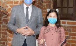 Wręczenie nagród i wyróżnień w konkursie na Kartkę Bożonarodzeniową
