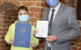 Wręczenie nagród i wyróżnień w konkursie na Kartkę Bożonarodzeniową