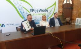 W lato, jak i w ciągu całego roku, najlepiej pić wodę i to z naszego wodociągu